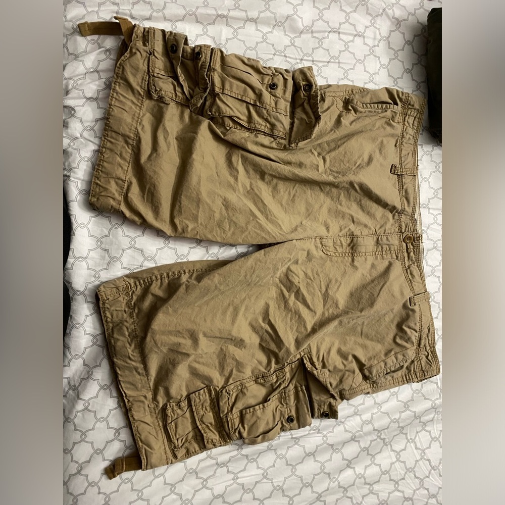 2010’s Men’s Old Navy Cargo Shorts
